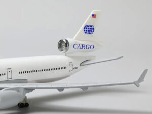 Model Airplane 1:300 Scale Model United Airlines MD11 Model Plane Diecast Airplanes for Gift and Collection